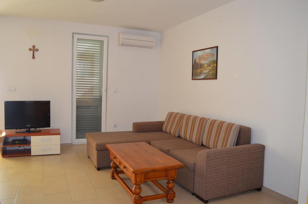 Apartments Buljan 巴斯卡 客房 照片