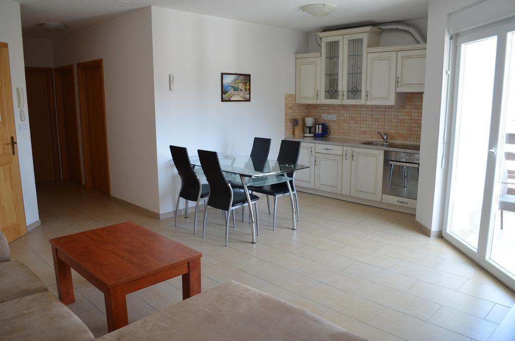 Apartments Buljan 巴斯卡 客房 照片